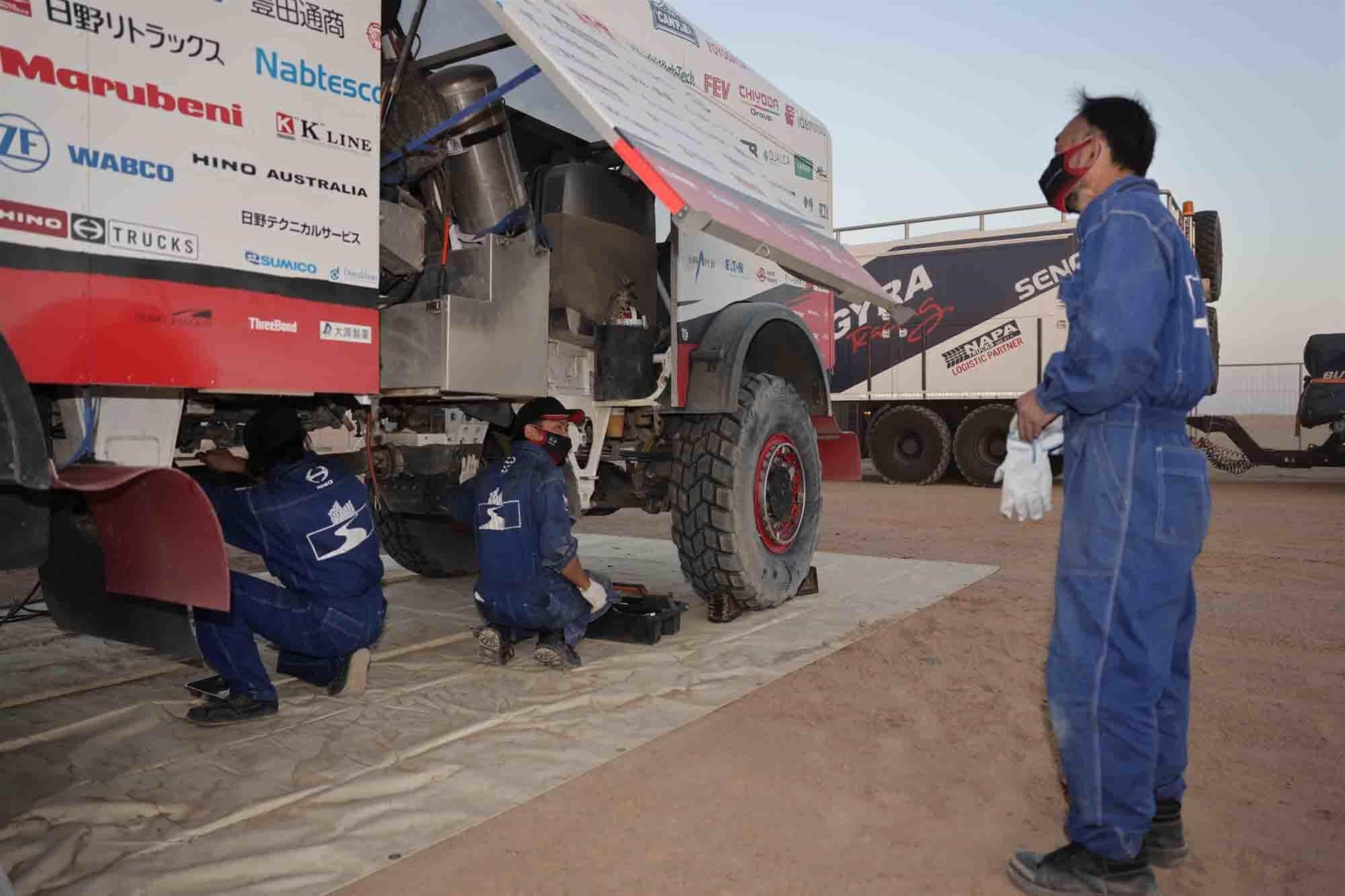 Dakar Rally Servicing