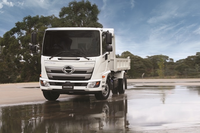 Hino 500