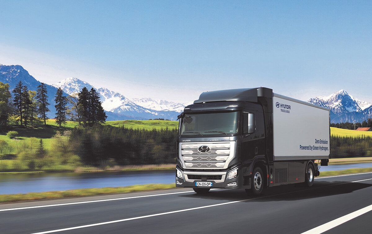 Hyundai’s Hydrogen Mobility Solution Wins 2020 Truck Innovation Award