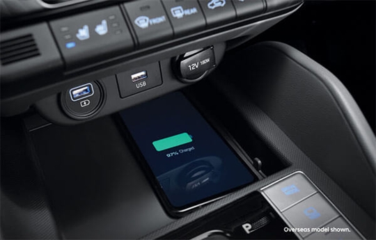 Wireless smartphone charger.