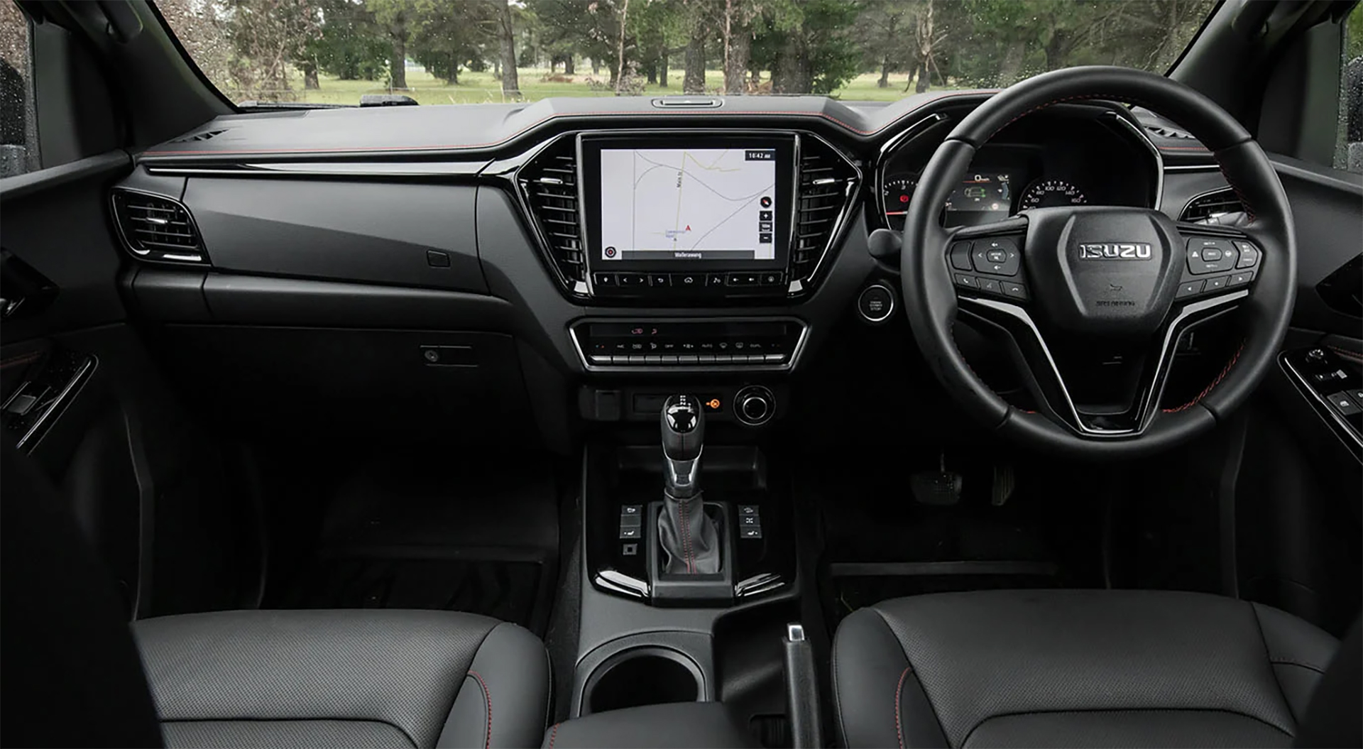 D-MAX Interior