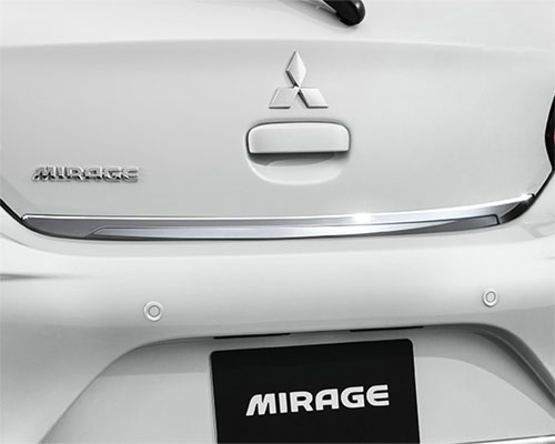 Ralliart rear bumper protection strip