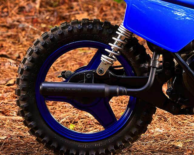 Lightweight high-level exhaust