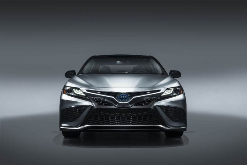 Toyota Camry gets a bold new look when the facelifted model arrives next year (pre-production overseas LHD models shown)