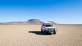 Toyota LandCruiser 200 from Tumut Toyota