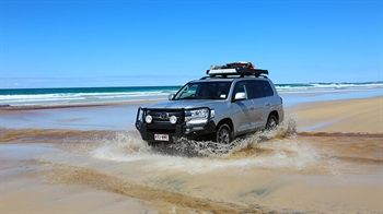 Toyota LandCruiser 200 from Tumut Toyota